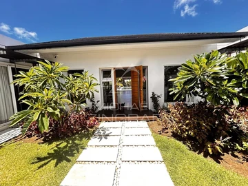 4 Bedroom Villa