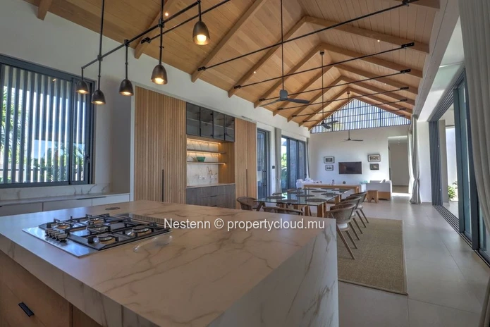 Villa de luxe neuve à louer aux Allées du Golf | 4 chambres | Piscine privée