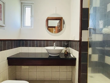 3 Bedroom Townhouse, Duplex