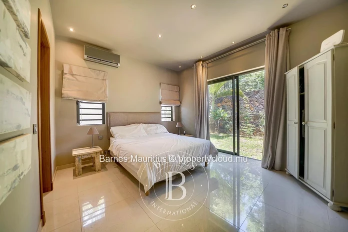 GRAND BAIE - Villa high standing - 5 bedrooms