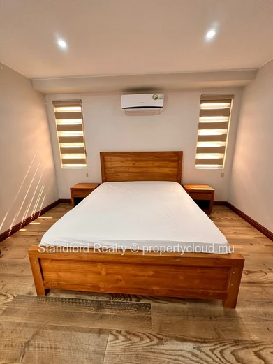 Villa de 5 Chambres à Vendre – Balaclava (Royal Park), Nord