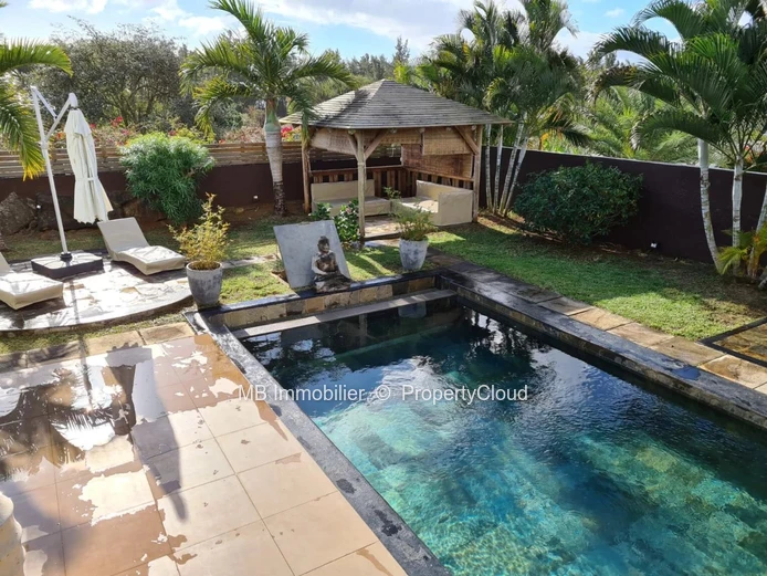 Villa for sale.