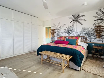 5 Bedroom Townhouse, Duplex