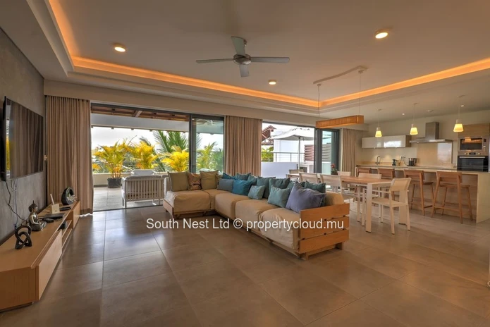 Art de Vivre d'Exception à Mont Choisy – Superbe Penthouse Meublé de 3 Chambres