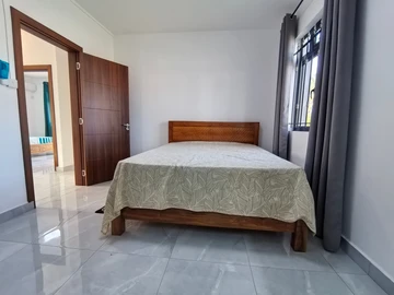 5 Bedroom Villa
