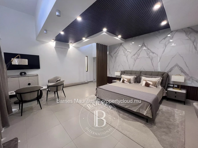 BELLE MARE -Lake View - 4 bedrooms