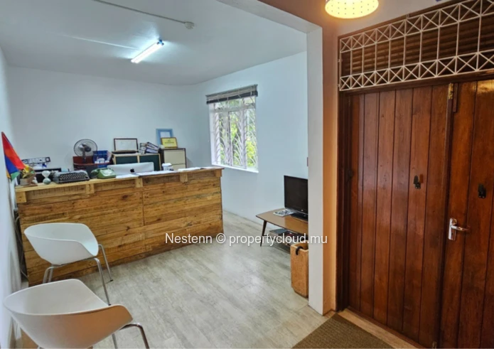 Commercial property with residential potential 