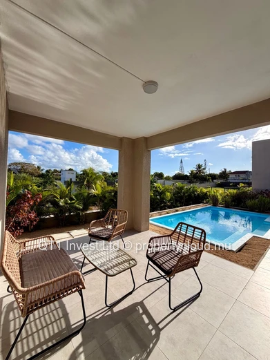 New Villa Close To The Sea In Secured Resdicences