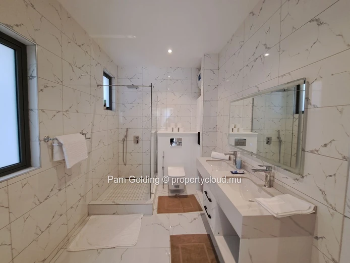 Grand Baie – Appartement à louer – Pam Golding Mauritius