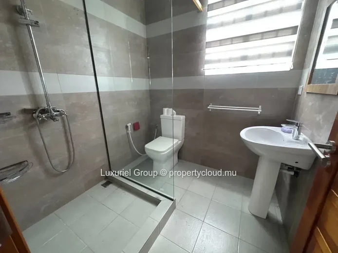 Family Villa With Pool For Rent – Péreybère