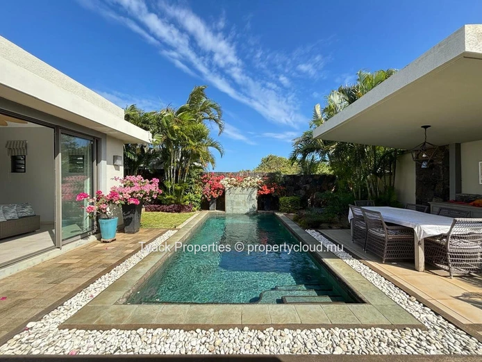 Villa de Luxe 3 Chambres avec Piscine Privée – Balaclava