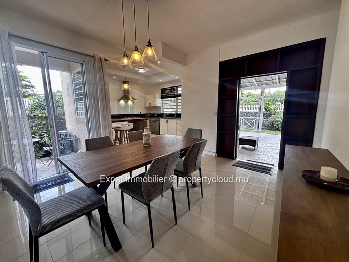 Maison De Charme Entierement Rénovée 4 Chambres – Trou Aux Biches