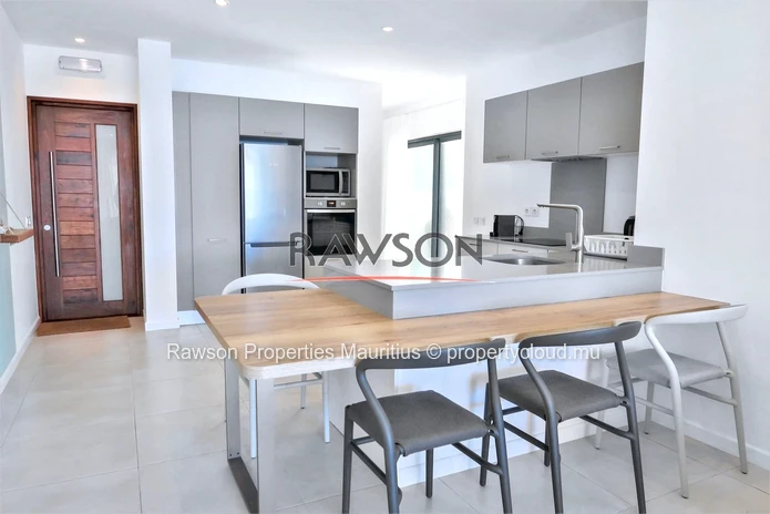  3 Bedroom Apartment To Let In Poste Lafayette