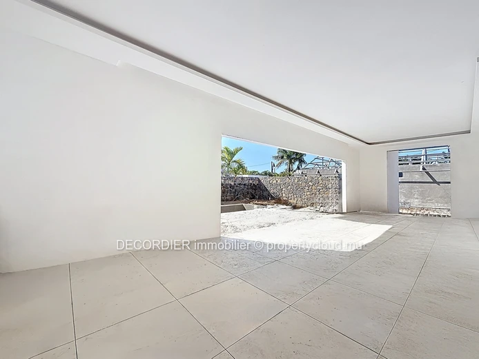 Single-storey villa – in a prestigious estate
