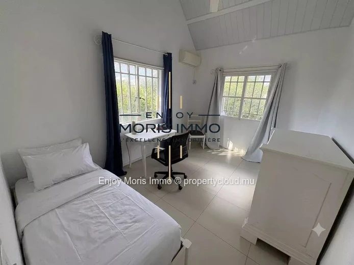 Maison duplex 3ch avec jardin et  Piscine commune –  Cap Malheureux