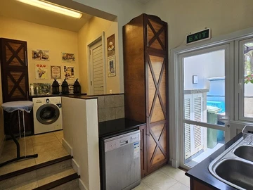 Fully renovated three bedroom Villa 