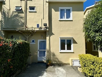 2 Bedroom Townhouse, Duplex