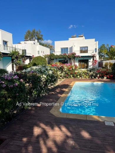 Your Perfect Beachside Villa Awaits! Fully Furnished