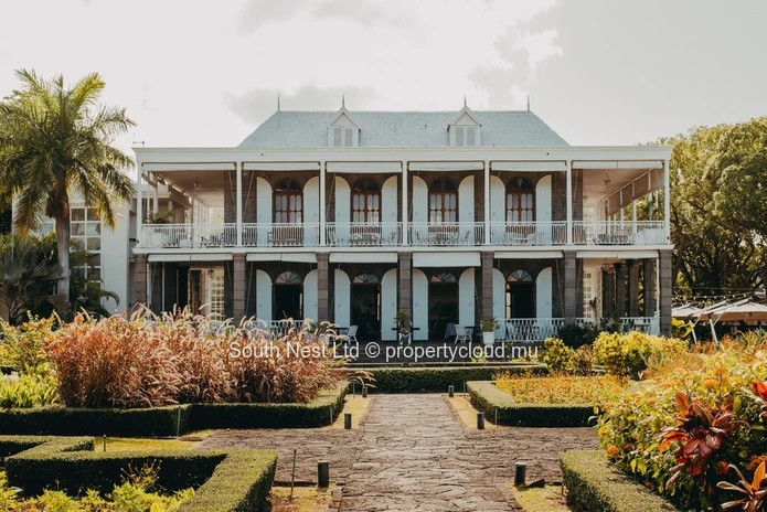 Luxueuse villa de 4 chambres prête à être construite à Valriche.  