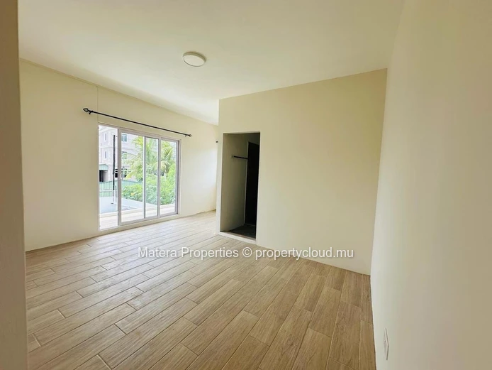 Stunning 4-Bedroom Villa with Private Pool in Péreybère.
