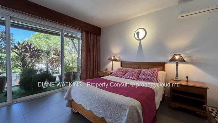 Exceptional Private Residence in La Preneuse with Panoramic Sea Views and Private Pool