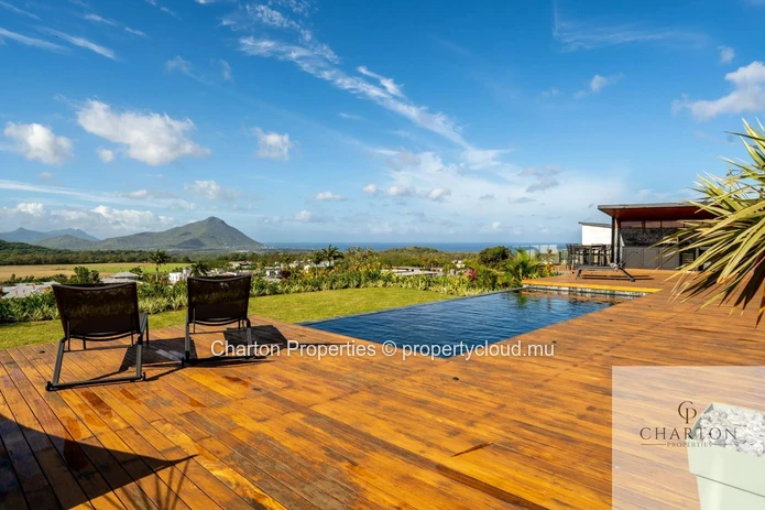 Villa d'exception de 3 chambres entre nature préservée et art de vivre raffiné