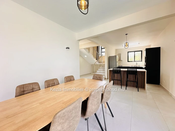 | A CONTEMPORARY VILLA NEAR THE BEACH | This exceptional contemporary villa is ideally located just a short distance ...