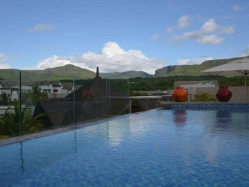 5 Bedroom Townhouse, Duplex