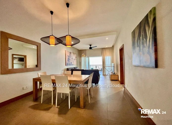 Cape Bay Living - 2-Bedroom En Suite Retreat with Private Jacuzzi