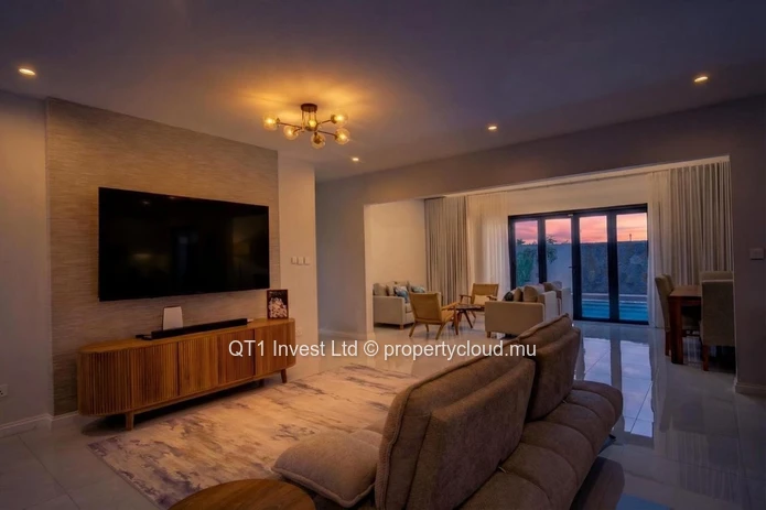 Luxury Turnkey Villa In Pereybere