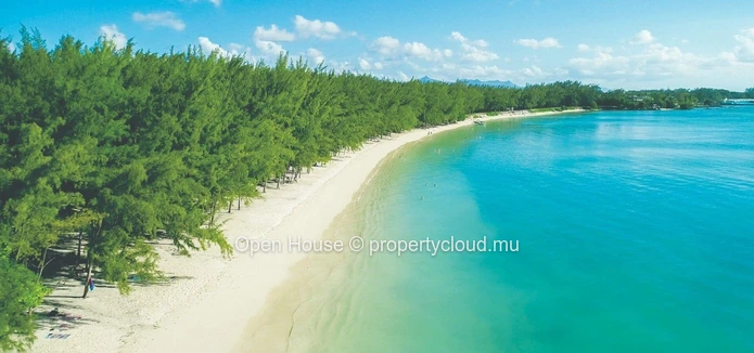 Mont Choisy Park # Golf View # 3 bedroom penthouse with private pool # Price €
