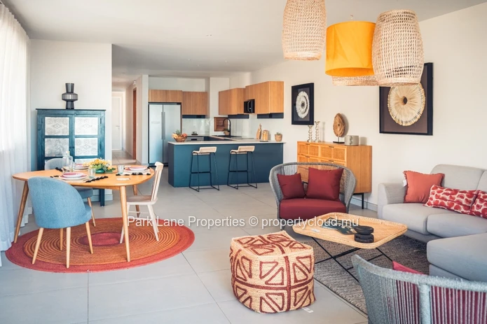 Luxury Coastal 3-Bedroom Penthouse Residence in Poste Lafayette