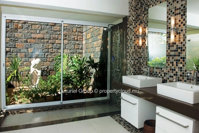 Exclusive Beachfront Villa For Rent – Pointe Aux Canonniers, Mauritius