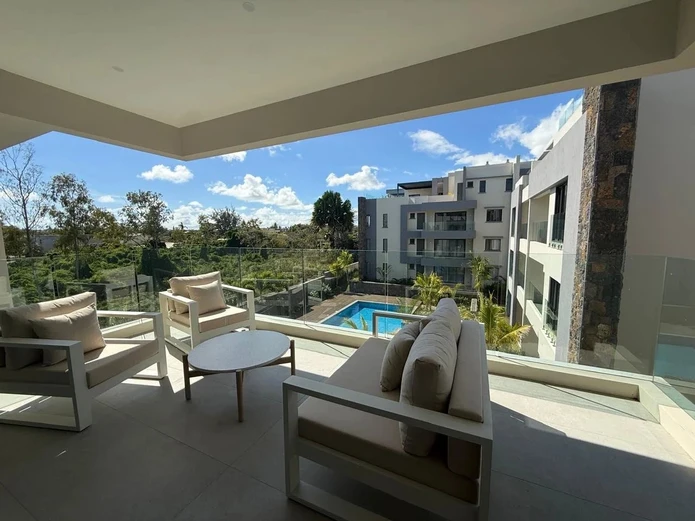 À louer : Appartement meublé de 3 chambres avec terrasse et piscine à Péreybère, Île Maurice