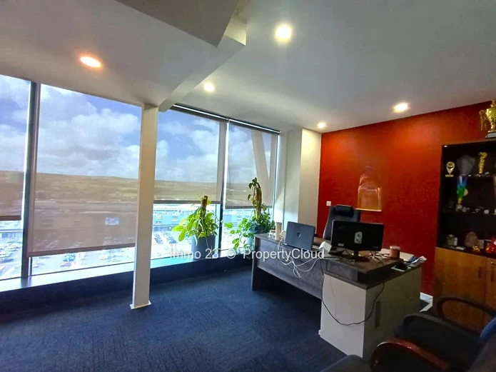 Office - 397.53m2 - Ebène