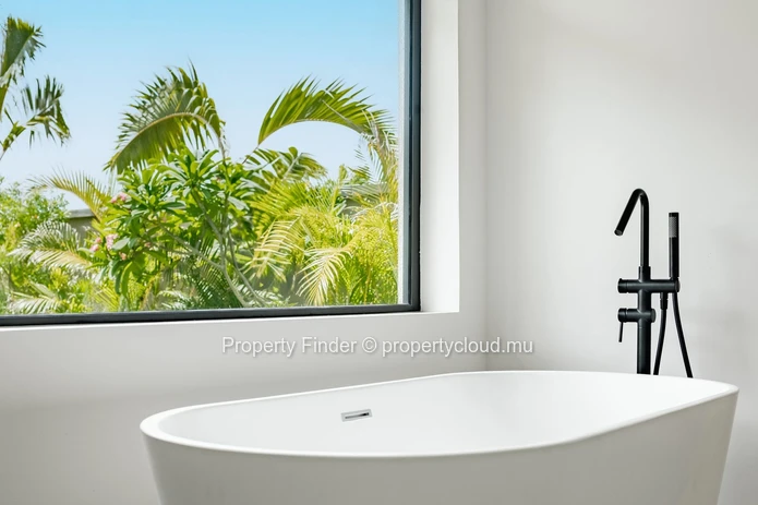 Luxury Villa 4 Bedroom villa for sale