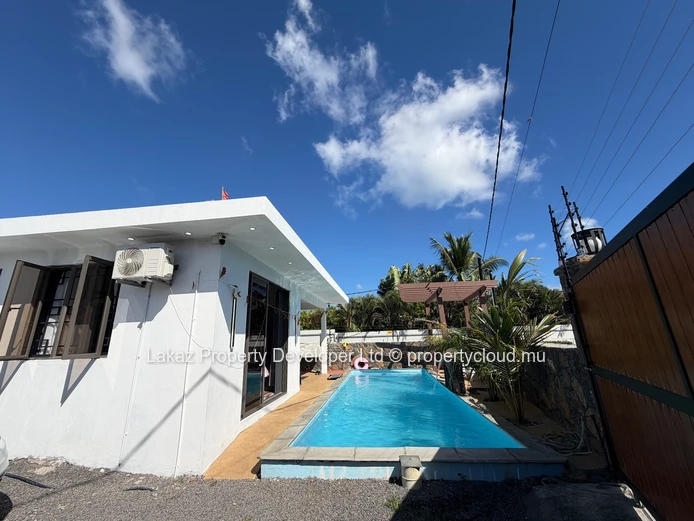 Maison meublée 3 chambres avec piscine privée à louer à Grand Baie