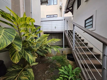 7 Bedroom Apartment
