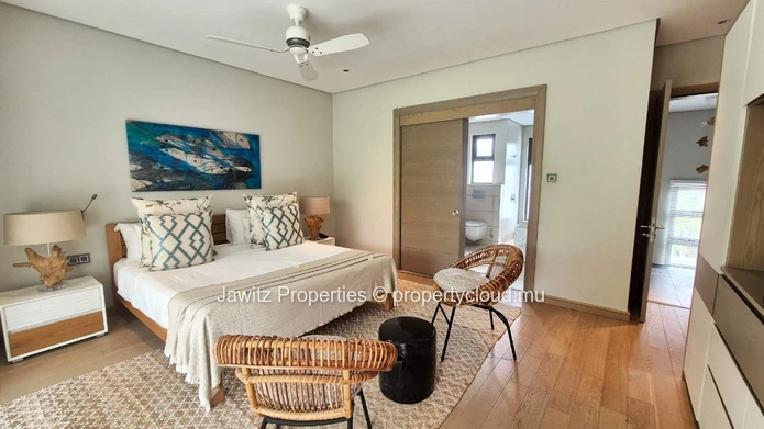 Contemporary residences  ideally located at the heart of Anahita Golf Estate.