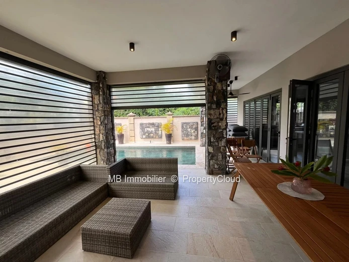 Belle maison de 4 chambres en location.