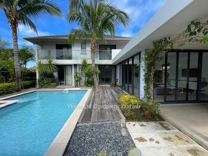 Villa For Sale In Black River