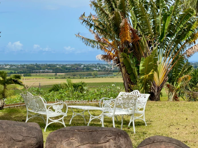 Spacious Furnished Villa For Rent At Domaine De Hillside Belle Vue (North) .