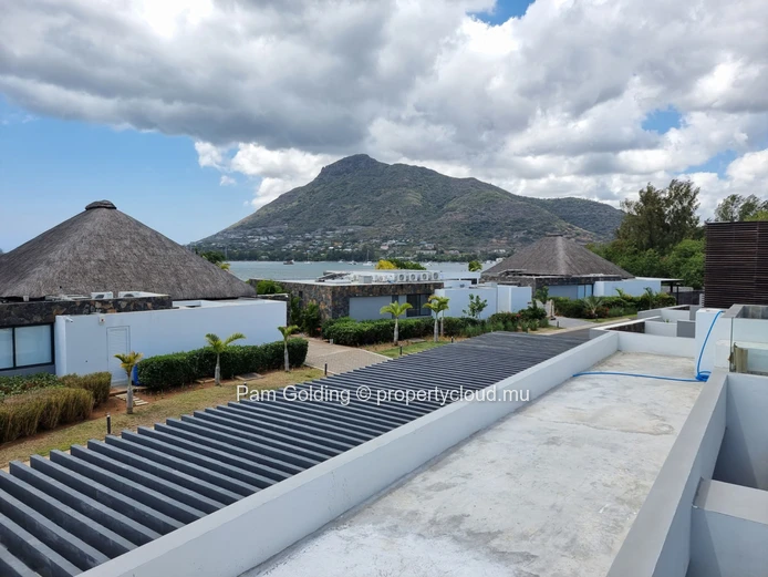 New 3 bedroom luxury townhouse for rental on the West Coast. (Sole Mandate)