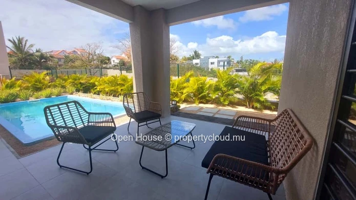 Luxury Furnished Duplex with Private Pool in Calodyne