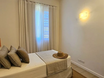 3 Bedroom Townhouse, Duplex