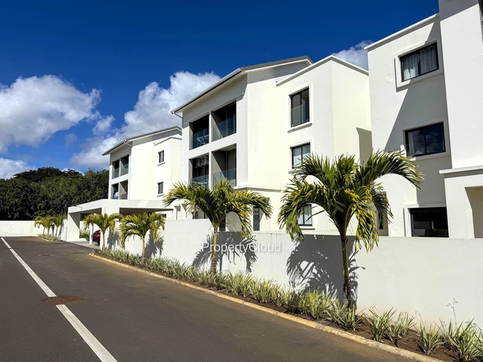 For Rent - 3-Bedrooms Apartment - Trianon