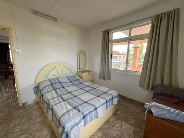 7 Bedroom Apartment