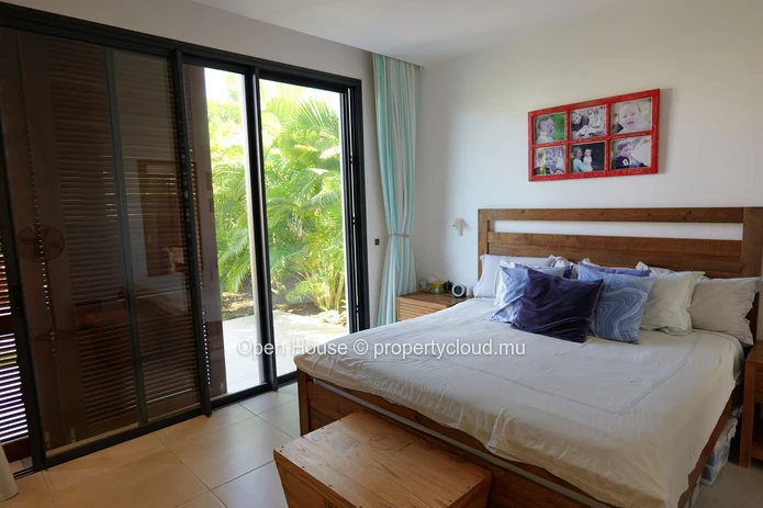 3-Bedroom PDS Villa with Private Pool for Sale in Tamarin