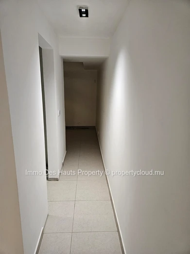5 Bedroom Duplex semi furnished for sale Floréal 