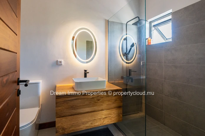 Villa contemporaine de 3 chambres directement sur le golf Heritage Villas Valriche à Bel Ombre – Ile Maurice